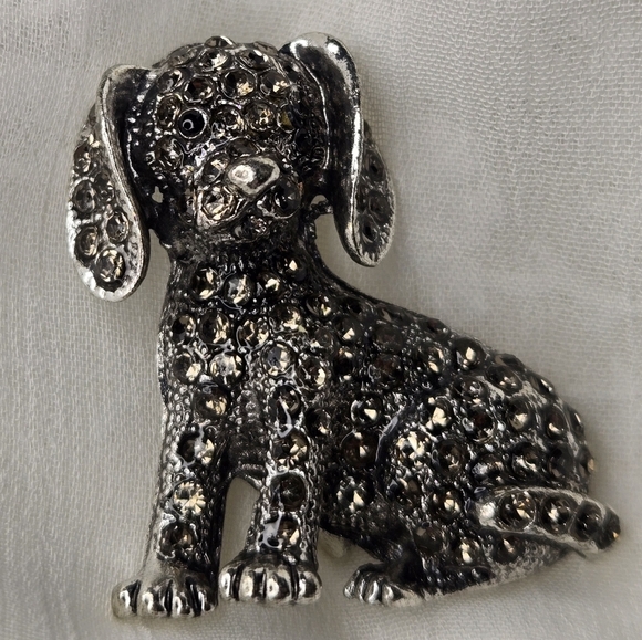 Sparkling Rhinestone Dog Brooch - Picture 3 of 3